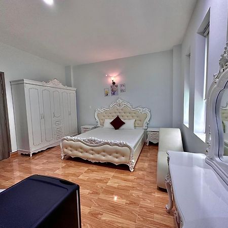 Royal Homestay Tuy Hòa Buitenkant foto