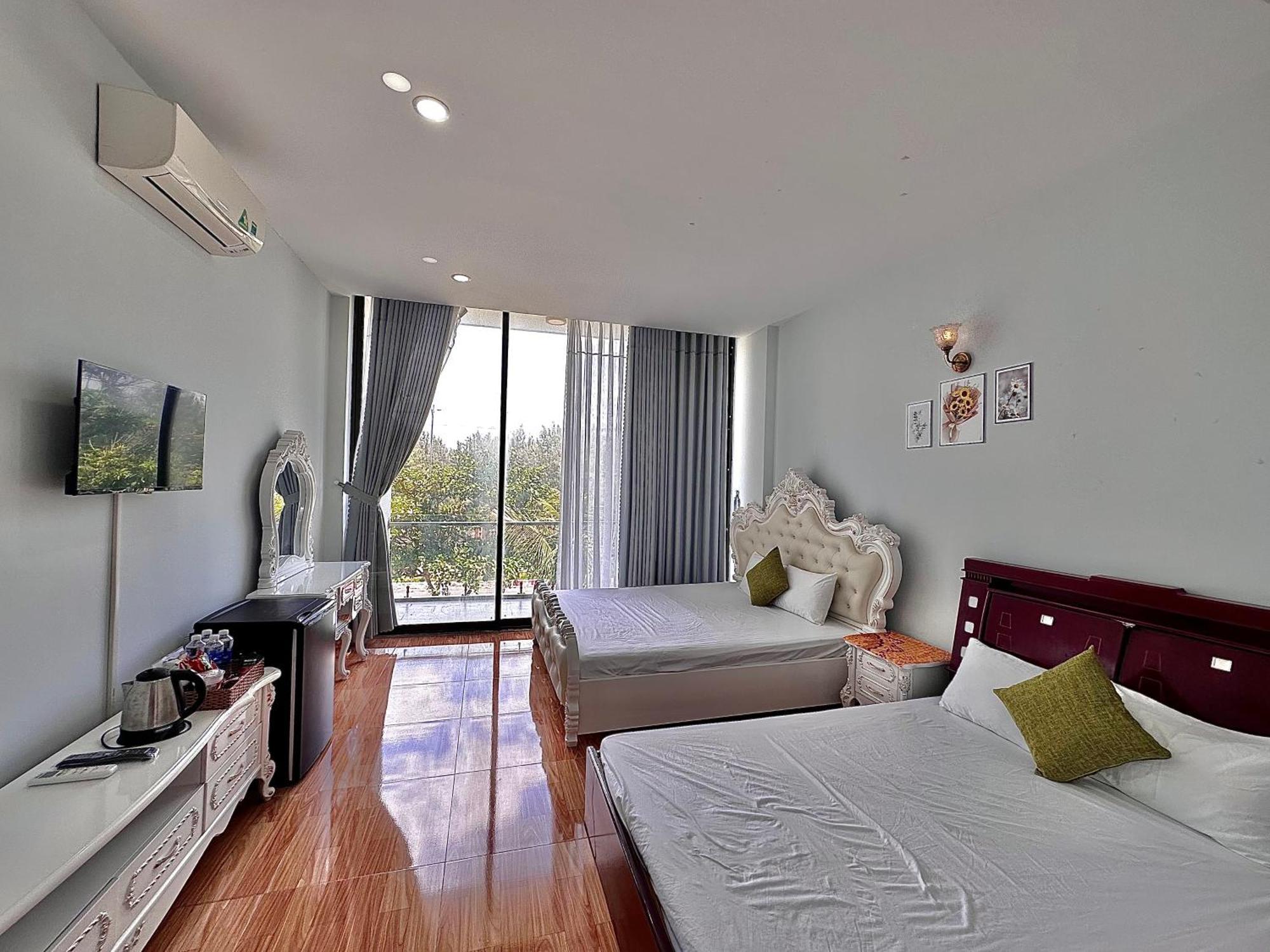 Royal Homestay Tuy Hòa Buitenkant foto
