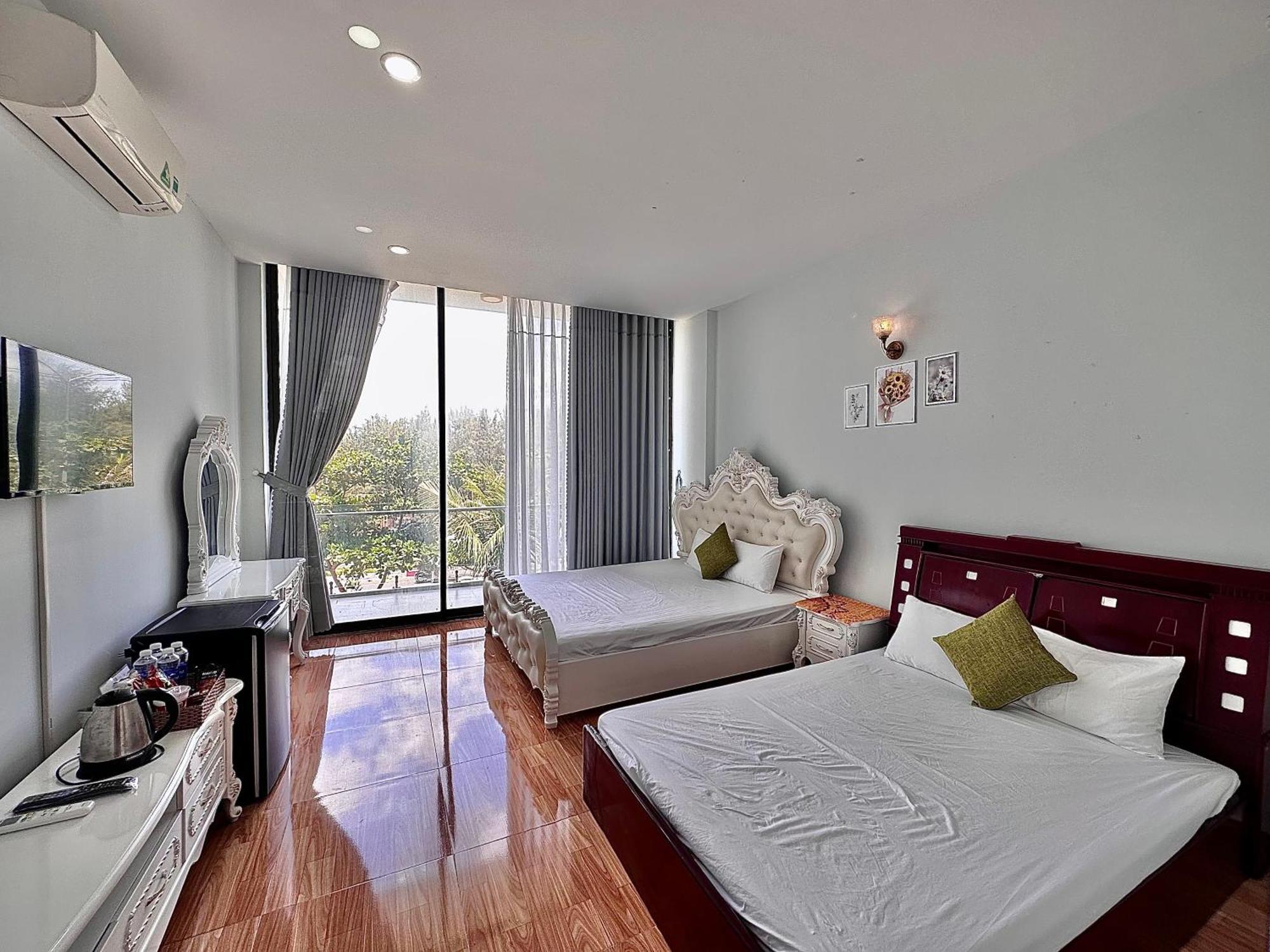 Royal Homestay Tuy Hòa Buitenkant foto