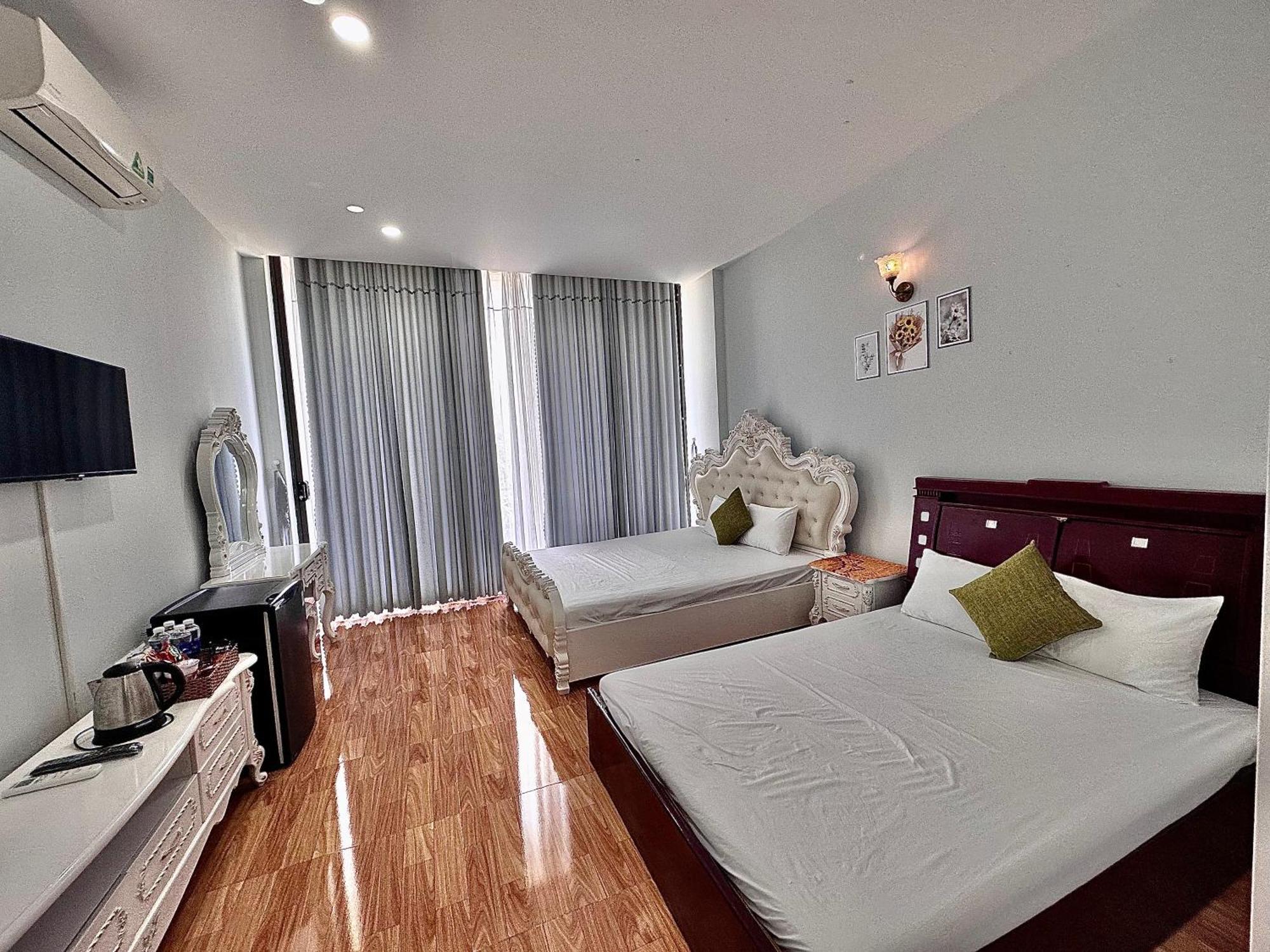 Royal Homestay Tuy Hòa Buitenkant foto